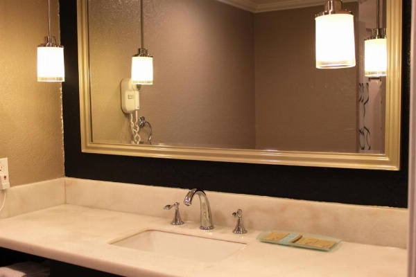 Inn at Highway 1 image 25